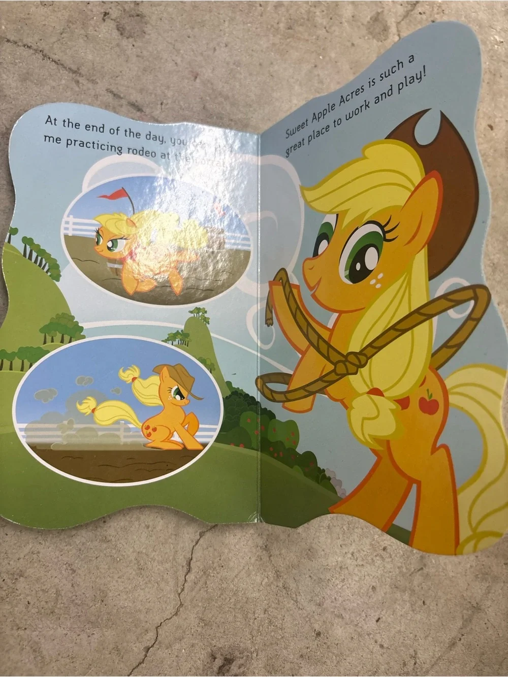 My Little Pony Applejack's Day on the Farm Board Book Bendon 2014 Illustrated